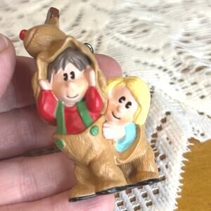 HALLMARK 1989 Keepsake Ornament – “Reindeer Games”